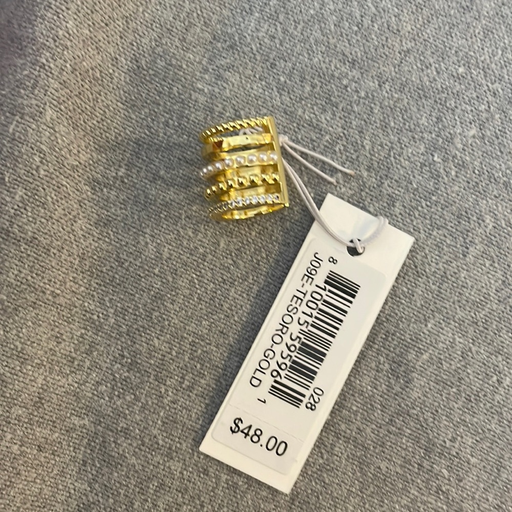 Uncommon James tesoro ear cuff